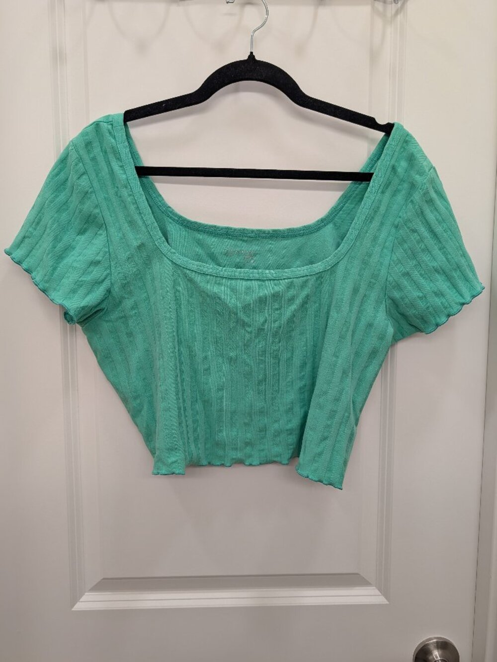 Offline by Aerie XXL Green Ribbed Short Sleeve Lettuce Edge Cropped Top